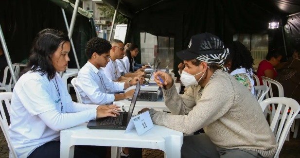 Cartórios de todo o Brasil fazem mutirão de registro civil esta semana