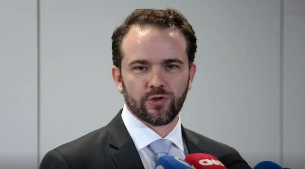 Novo Desenrola permitirá uso do FGTS para renegociação de dívidas