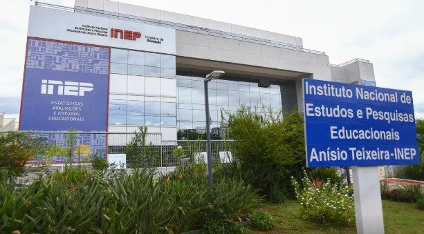 MEC prorroga prazo para pedir isenção da taxa de inscrição do Enem
