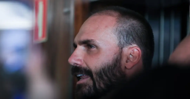 STF decide se Eduardo Bolsonaro será condenado no processo do tarifaço