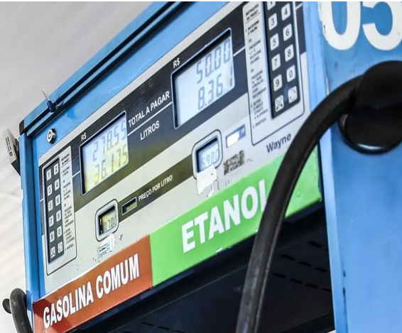 Gasolina com 32% de etanol passou a valer nesse sábado (1º)